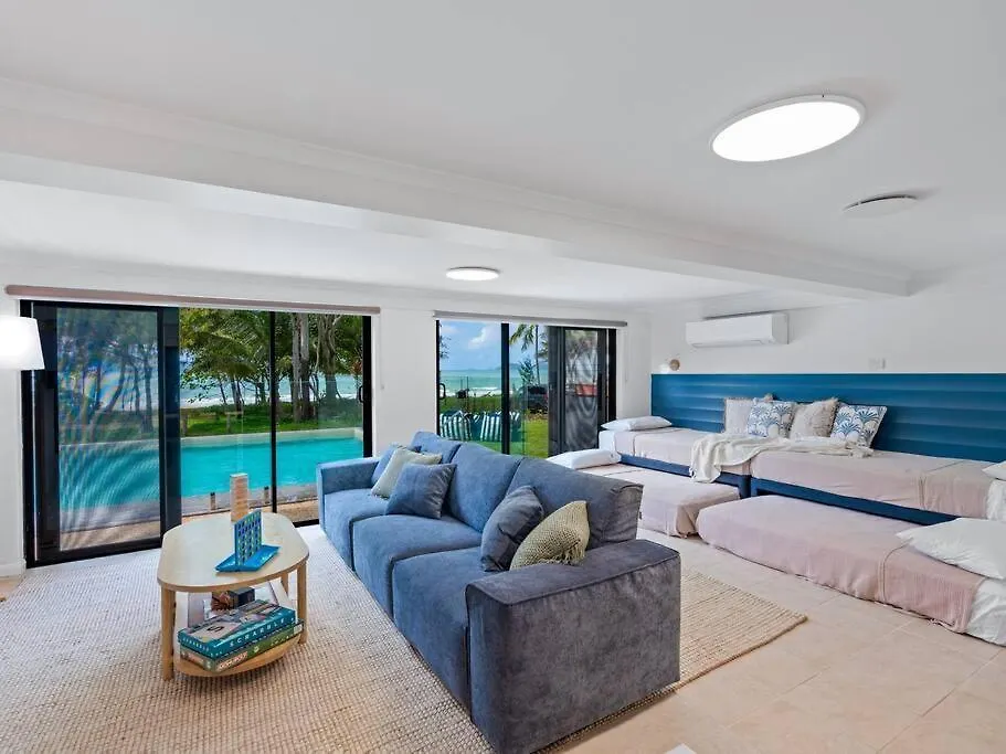 Family Shores - Beachfront Bliss South Mission Beach 0*,