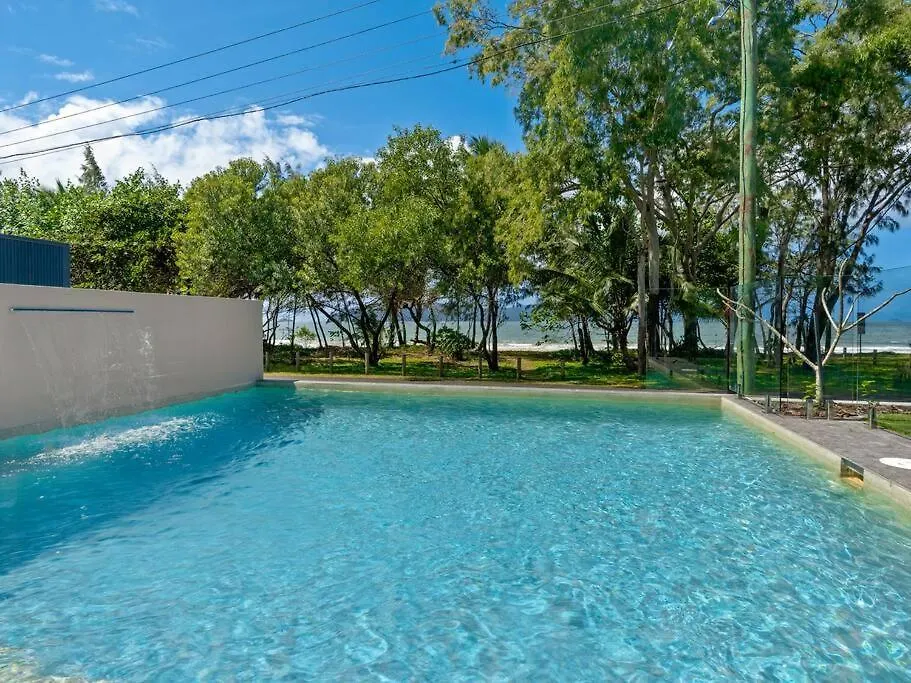 Holiday home Family Shores - Beachfront Bliss South Mission Beach