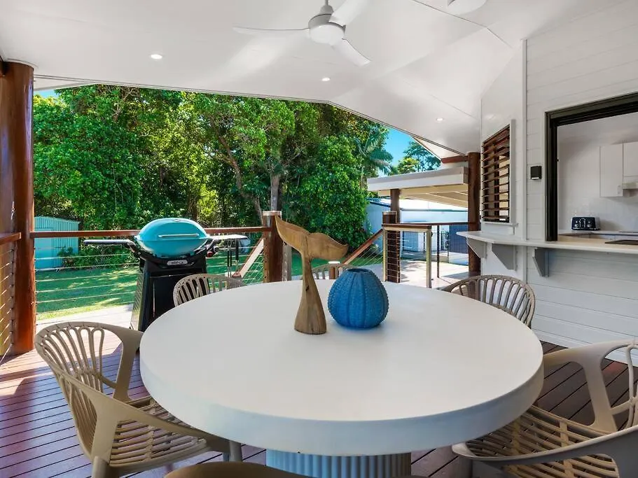 Family Shores - Beachfront Bliss South Mission Beach Australia